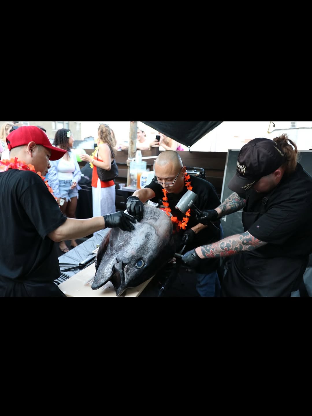 Tuna carving tableside